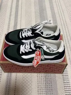 VANS ComfyCush スニーカー グリーン ブラックのサムネイル