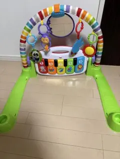 フィッシャープライス　あんよでキック