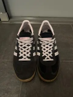 adidasハンドボールスペツィアル　ブラック×ピンク