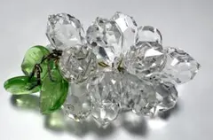 【ヴィンテージクリスタルガラス】葡萄モチーフ置物　クリア　約6㎝　ガラスビーズ