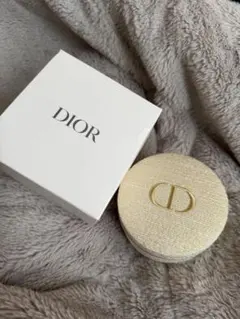 Dior ゴールド ポーチ