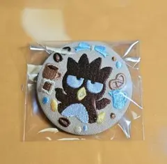 サンリオキャラクターズ刺繍缶バッジビスケット3 ばつ丸