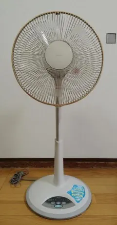 SANYO 扇風機 本体 やさしい風 おやすみボタンのサムネイル