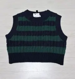 【新品未使用】H&M ケーブルニットベスト クロップド丈 グリーン XS