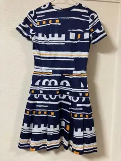 昭和レトロ　幾何学プリーツワンピース