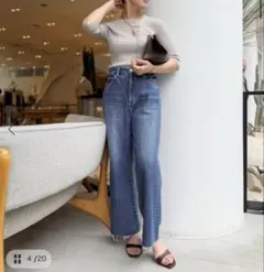アパルトモン　RED CARD Cropped Flare Denim 25のサムネイル