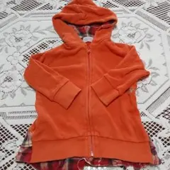 80 hakka baby オレンジ パーカーのサムネイル