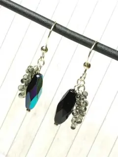 37ハンドメイドピアス/イヤリング　チェコビーズコンビチャーム