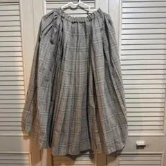 アーバーンリサーチドアーズ　プリーツスカート