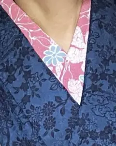 花柄の生地 はぎれ ピンク 水色　半衿