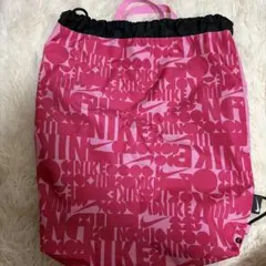 NIKE ピンク ドローストリングバッグ