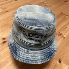 Item thumbnail for item 3d14e3cf-f786-4f2a-9533-cb4fa048c153