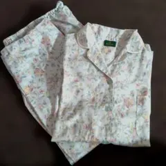 美品　MINTON パジャマ 上下セット 花柄のサムネイル