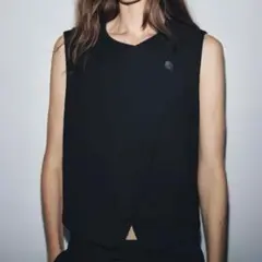 【ZARA】ボタン留めダブルブレストベスト　S 黒
