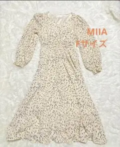 美品 ドット柄 MIIA パフスリーブマキシワンピース　長袖　高みえ　Vネック