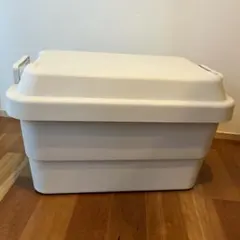 Item thumbnail for item 7ad54c41-9a89-4a0c-b579-46bfe81472e7