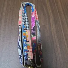 ネックストラップ　ハンドメイド