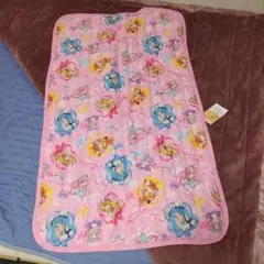 ひろがるスカイ！プリキュア お昼寝敷きパッド
