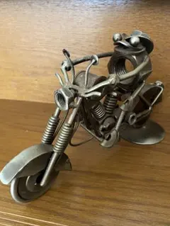 ボルト　ボルタ人形バイク運転スタイル