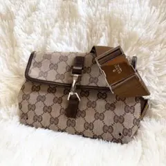 レザー ボディバッグ