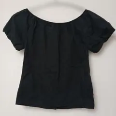オフショルダー黒トップス　フリーサイズのサムネイル