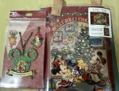 ディズニークリスマス＊バッグチャーム2023とレジャーシート2024♡新品