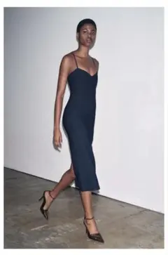 ZARA ハートネックワンピース　M 新品未使用