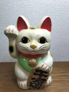 右手挙げ　招き猫 貯金箱