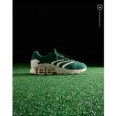 KITH adidas Football Predator Megarideのサムネイル