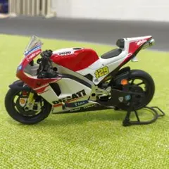 ドゥカティ デスモセディチGP 1/12 2006 Rd:6 - メルカリ
