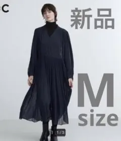 新品　UNIQLO C シフォンプリーツワンピース M NAVY