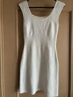 SNIDEL ニットワンピース　ノースリーブ　白