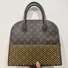 Louis Vuitton スタッズトートバッグ　クリスチャンルブタン
