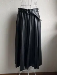ZARA フェイクレザースカート　プリーツスカート　ベルト付き
