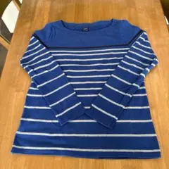 GAP 青と白のストライプ 長袖Tシャツ