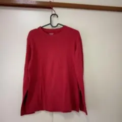 赤 Tシャツ