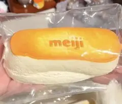 Meiji 明治 替え袋付き 水感　氷バター スクイーズ スイーツ ケーキ パン
