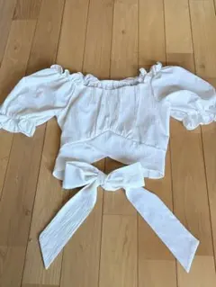 Titty＆co. ホワイトリボン付きフリル袖トップス夏服 白のサムネイル