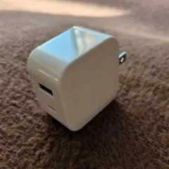 20W USB-C & USB-A ホワイト充電器