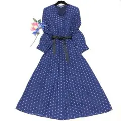 新品未使用　現行モデル　ローラアシュレイ　ロングワンピース　シブソンジオ柄　紺