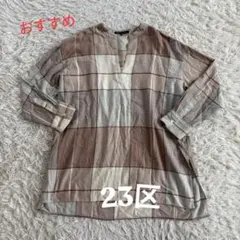 大きいサイズ２３区オンワード 花柄チュニックプルオーバー４４ 編み地柄プリント チュニックプルオーバー ⁄ 大きいサイズ M L LL 3L