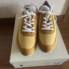 AKAISHI イエロー/辛子色　スニーカーのサムネイル