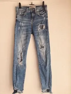 ZARA ダメージデニム