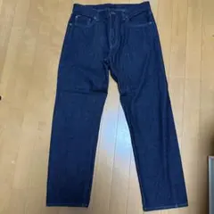 UNIQLO ワイドストレートジーンズ　ネイビーユニクロ　サイズ32