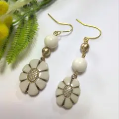 ハンドメイドピアス　792　　　　　　アンティーク調ビーズ