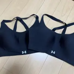 Under Armour クロスバックスポーツブラ ブラック