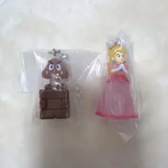 スーパーマリオ　めじるしアクセサリー　ピーチ　クリボー　セット
