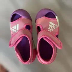 adidas サンダル　13.5cm