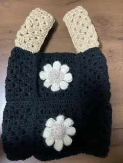お花のモチーフバッグ