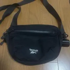 Reebok ショルダーバッグ ブラックのサムネイル